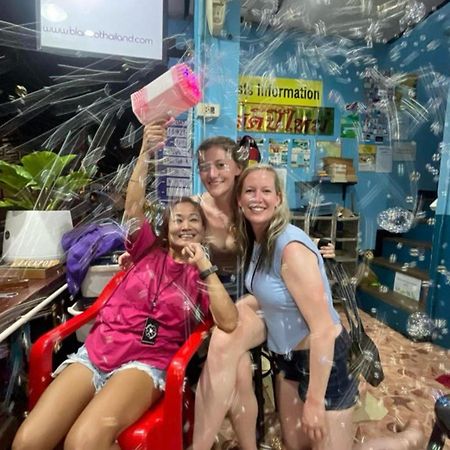 Rehab Hostel Phi Phi Islands Esterno foto